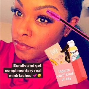 Complimentary mink lashes 💕